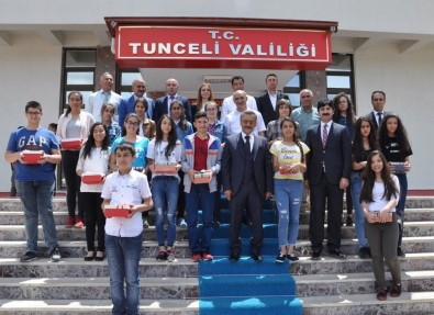 Tunceli'de TEOG'da 17 Birinci Çıktı