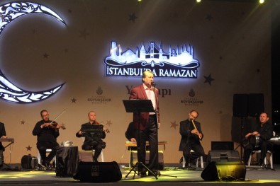 Ahmet Özhan'ın Dinleyenleri Mest Etti