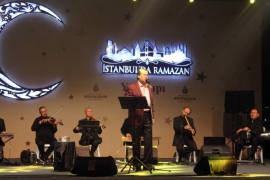 Ahmet Özhan'ın Yenikapı Konseri Vatandaşları Mest Etti