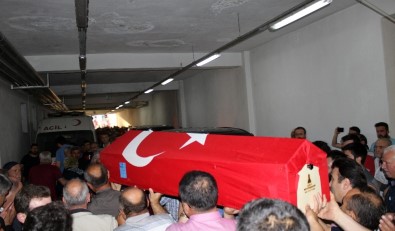 Şehit Öğretmen Aybüke Yalçın'ın Cenazesi Çorum'a Getirildi