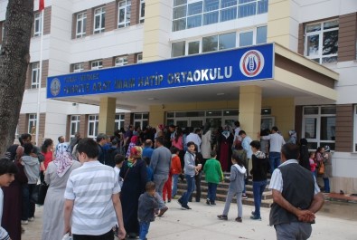 Tokat'ta 11 Bin 749 Öğrenci Bursluluk Sınavına Girdi