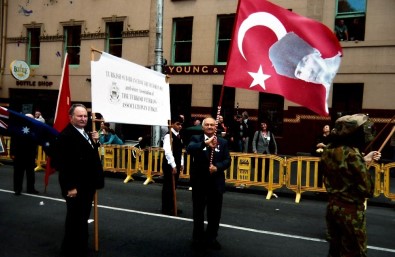 47 Yıldır Avustralya'da Türkiye'yi Ve Atatürk'ü Anlatıyor