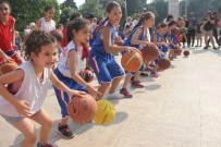 BILYONER - Botaşspor'lu Çocuklardan 'Toplu' Eylem