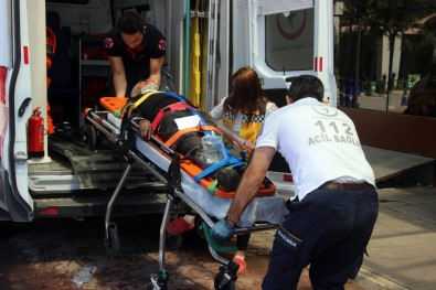 Çatışmalarda Yaralanan 3 Suriyeli Türkiye'ye Getirildi