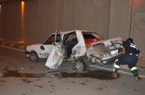 BILAL DOĞAN - İki Otomobil Çarpıştı Açıklaması 6 Yaralı