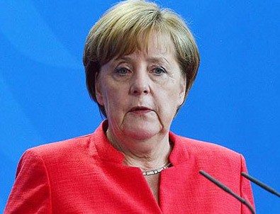 Merkel'den Katar açıklaması