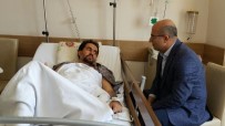 FAHRETTİN PAŞA - Vali Demirtaş'tan Saldırıya Uğrayan Müdür Yardımcısına Ziyaret