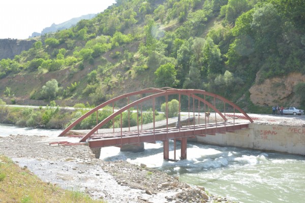 PKK'nın eylem için kullandığı köprüye operasyon