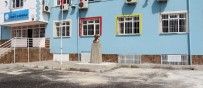 BILGE AKTAŞ - Akdeniz Belediyesi'nden Okula Atatürk Büstü Desteği