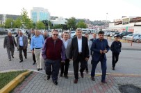 MEHMET ELLIBEŞ - Başkan Karaosmanoğlu Muhtarlar İle İftarda Buluştu