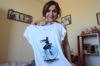 ÖĞRETMEN ADAYI - Bu Tişörtlerle 'Pişti' Derdine Son