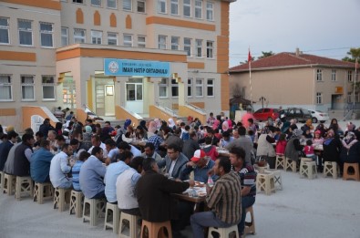 Günyüzü İmam Hatip Ortaokulunda İftar