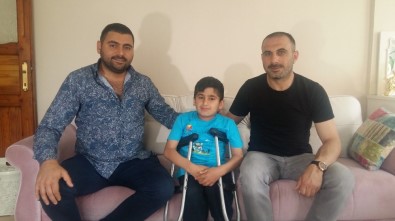 İş Adamı Ümit Bay, Cam Kemik Hastası Samet'e Sahip Çıktı