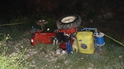 Karaman'da Traktör Dere Yatağına Yuvarlandı Açıklaması 1 Ölü