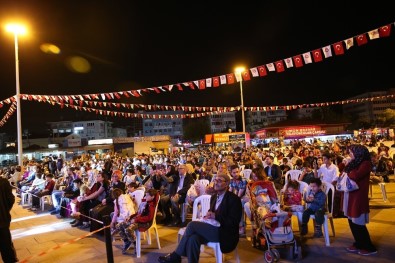 Sincan Ramazan Akşamları'nda Ahmet Özhan Rüzgarı