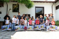 BAYRAM HEDİYESİ - Çorum Belediyesi'nden 3 Bin Çocuğa Bayram Hediyesi