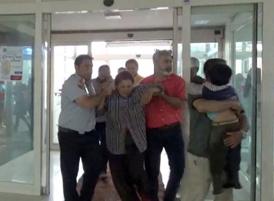 Erzincan'da Tarlada Çalışanların Üzerine Yıldırım Düştü Açıklaması 2 Ölü, 6 Yaralı