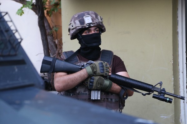 Adana'da PKK operasyonu
