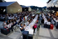 BARTIN VALİSİ - Başkan Ak Bağlumlularla İftarda Buluştu