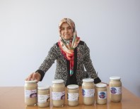 BÜLENT TEKBıYıKOĞLU - Bitlis'in Tek Kadın Tahincisi Üretime Başladı