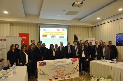 ERASMUS KA2 Projesinin İlk Uluslararası Toplantısı Eskişehir'de Gerçekleştirildi