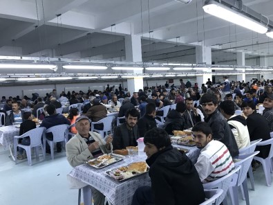 Forum Kapadokya'nın İftar Sofrasına Yoğun Katılım