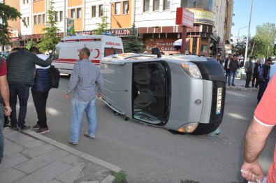 Kars'ta Trafik Kazası Açıklaması 1 Yaralı