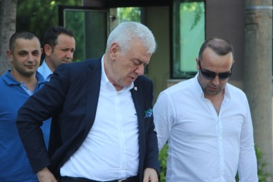Bursaspor Başkanı'ndan Hakaret Ve Küfre Suç Duyurusu