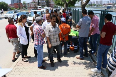 Sulama Kanalında Başını Çarparak Yaralanan Genci Vatandaşlar Kurtardı