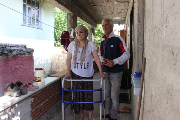 Yaşlı kadını bu hale getiren kişi...