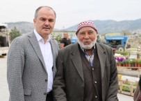 BABALAR GÜNÜ - Başkan Gürlesin Açıklaması 'Babalar Başımızın Tacıdır'