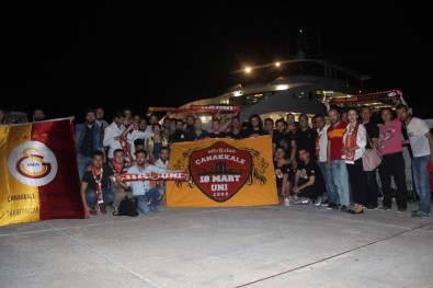 Galatasaray Taraftarlar Derneğinden Boğazda İftar