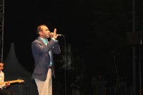 Ömer Karaoğlu'nun Seslendirdiği 'Şehidin Türküsü' Herkesi Ağlattı