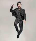 CEMIL TOPUZLU AÇıKHAVA SAHNESI - Tarkan'ın Yeni Albümü '10' Fizy'de