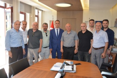 Tekirdağspor'un Yeni Yönetiminden Başkan Eşkinat'a Ziyaret