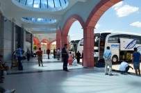 OTOBÜS TERMİNALİ - Mardinliler Bayramda Uçuyor