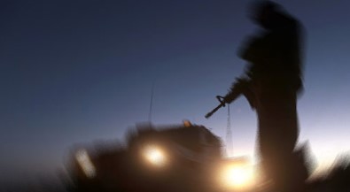 Afgan Asker, 7 ABD'li Askeri Yaraladı