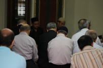 MÜNEVVER ARıNÇ - Arınç Manisa'da Mevlit Okuttu