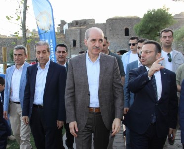 Başbakan Yardımcısı Kurtulmuş Diyarbakır'da