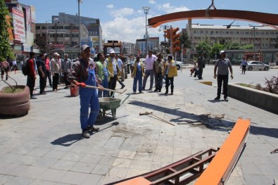 Beşyol'daki Ucube Görüntüler Kaldırıldı