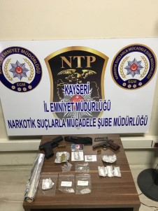 Kayseri'ne Uyuşturucu Operasyonu 9 Gözaltı