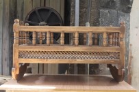 DOĞUM ORANI - Tahta Beşikleri Nostalji Sevenlerin İlgisi Ayakta Tutuyor