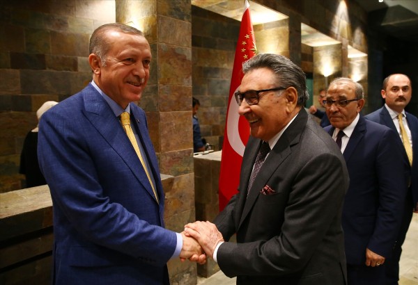 Cumhurbaşkanı Erdoğan ile Aydın Doğan'dan samimi poz