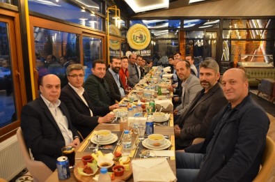 Başkan Bakıcı Orucunu AK Parti Meclis Üyeleri İle Birlikte Açtı