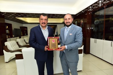 Başkan Gürkan MTTB Başkanı Karayel'i Makamında Ağırladı