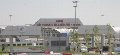 Diyarbakır Havalimanından Yılın İlk 5 Ayında 786 Bin Yolcu Hizmet Aldı