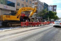 KEPÇE OPERATÖRÜ - Bağcılar'da Yine Faciadan Dönüldü