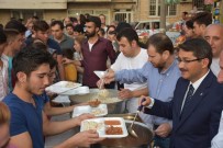 İFTAR SOFRASI - Başkan Çelik Açıklaması 'İftar Sofraları Birlik Ve Beraberliğimizin Göstergesidir'