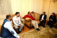 İSTIKBAL - Başkan Mustafa Ak, 15 Temmuz Gazilerini Ziyaret Etti