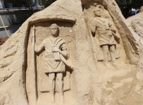 SÜLEYMAN CAN - Kumdan Dev Heykeller Büyülüyor